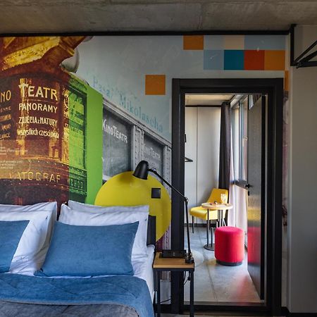 !Fest Hotel Lviv Exteriör bild