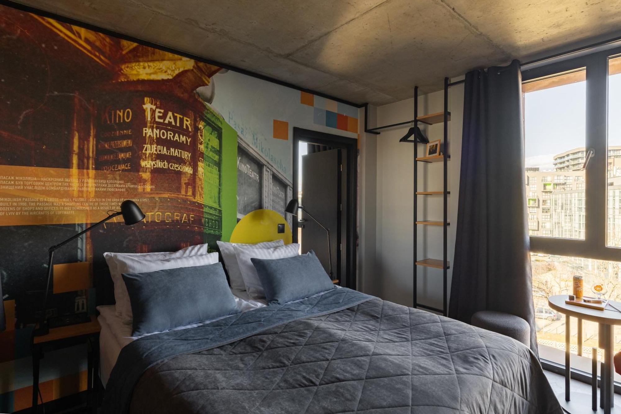 !Fest Hotel Lviv Exteriör bild